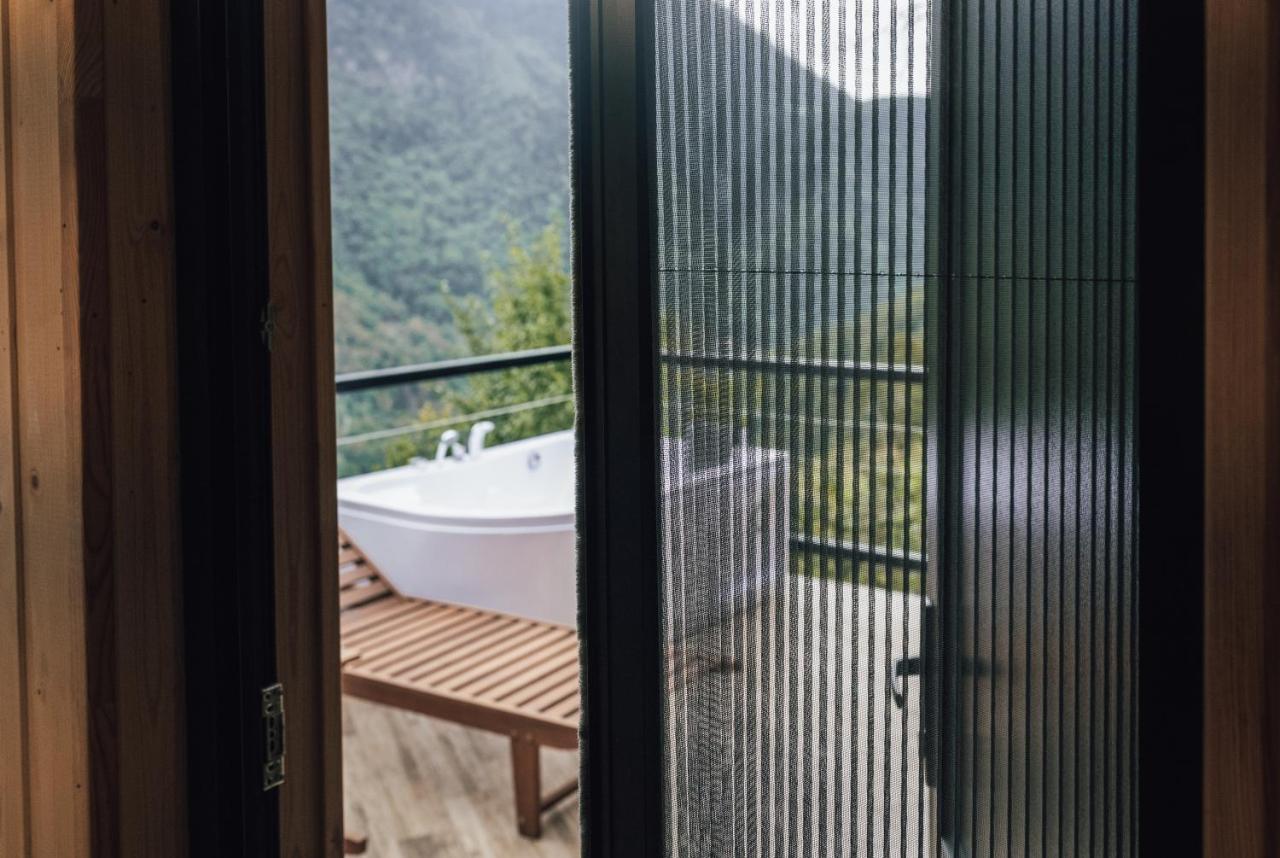 Unique Boutique Hotel Near Batumi Zeda Chkhutuneti Kültér fotó